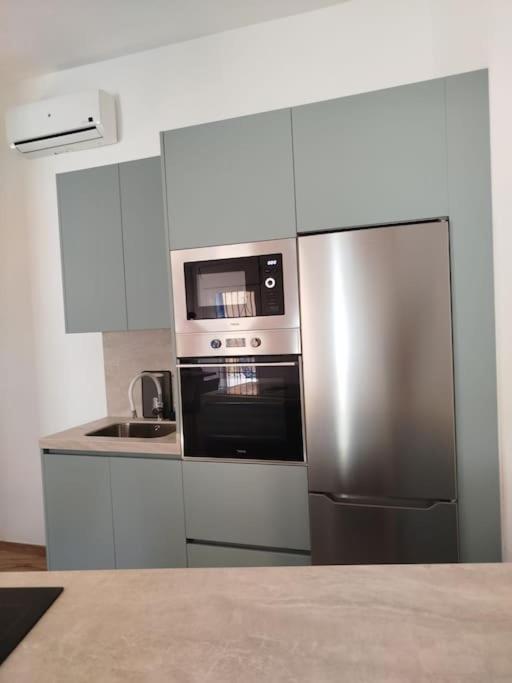 הוילה מארבלה Casita Junto Al Mar En El Puerto De Cabopino מראה חיצוני תמונה